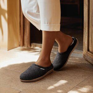 NIB Giesswein Veitsch Wool Slipper Dark Gray Anthracite 41 Women 10 Men 8 Rubber